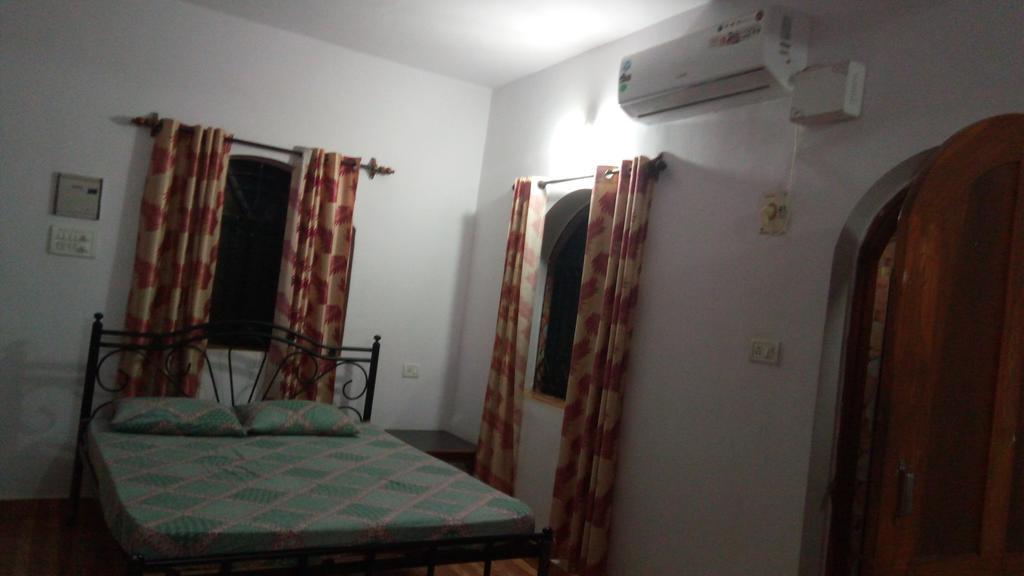 Geeta Guest House Calangute Ngoại thất bức ảnh